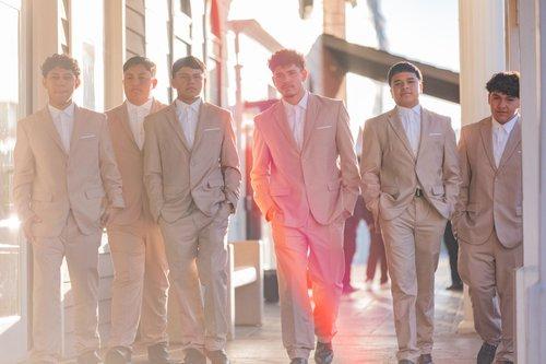 mobile - carousel-hero-element image-2